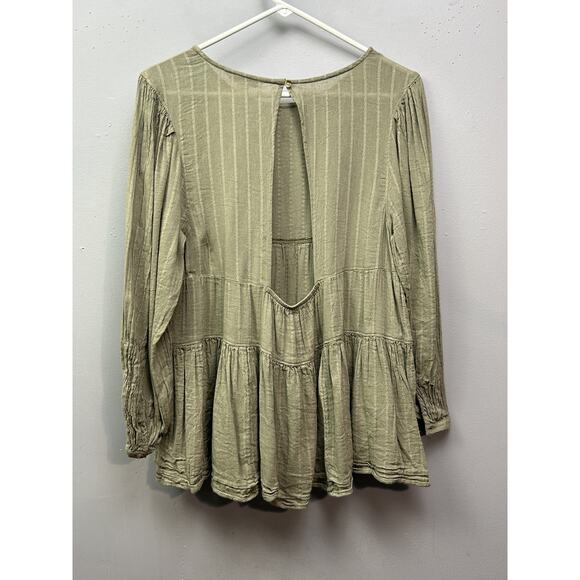 American Eagle Blouse Womens Small Peplum‎ Long Sleeve Textured Keyhole Back Top - Picture 2 of 9